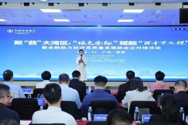 洗澡时突然爆炸!冷空气杀到切记不要同时开启→ 早安荔湾(图3) 洗澡时突然爆炸!冷空气杀到切记不要同时开启→ 早安荔湾(图3)