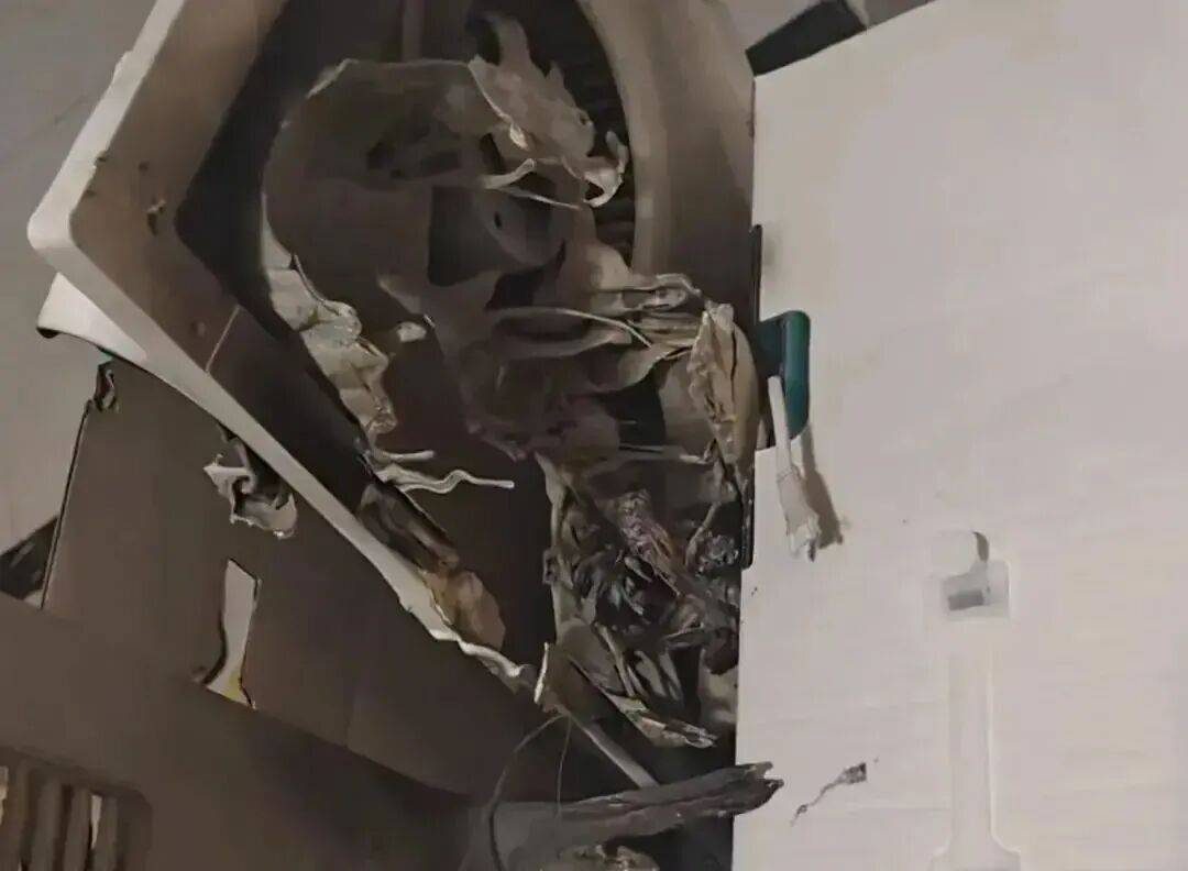 洗澡时突然爆炸!冷空气杀到切记不要同时开启→ 早安荔湾(图4) 洗澡时突然爆炸!冷空气杀到切记不要同时开启→ 早安荔湾(图4)